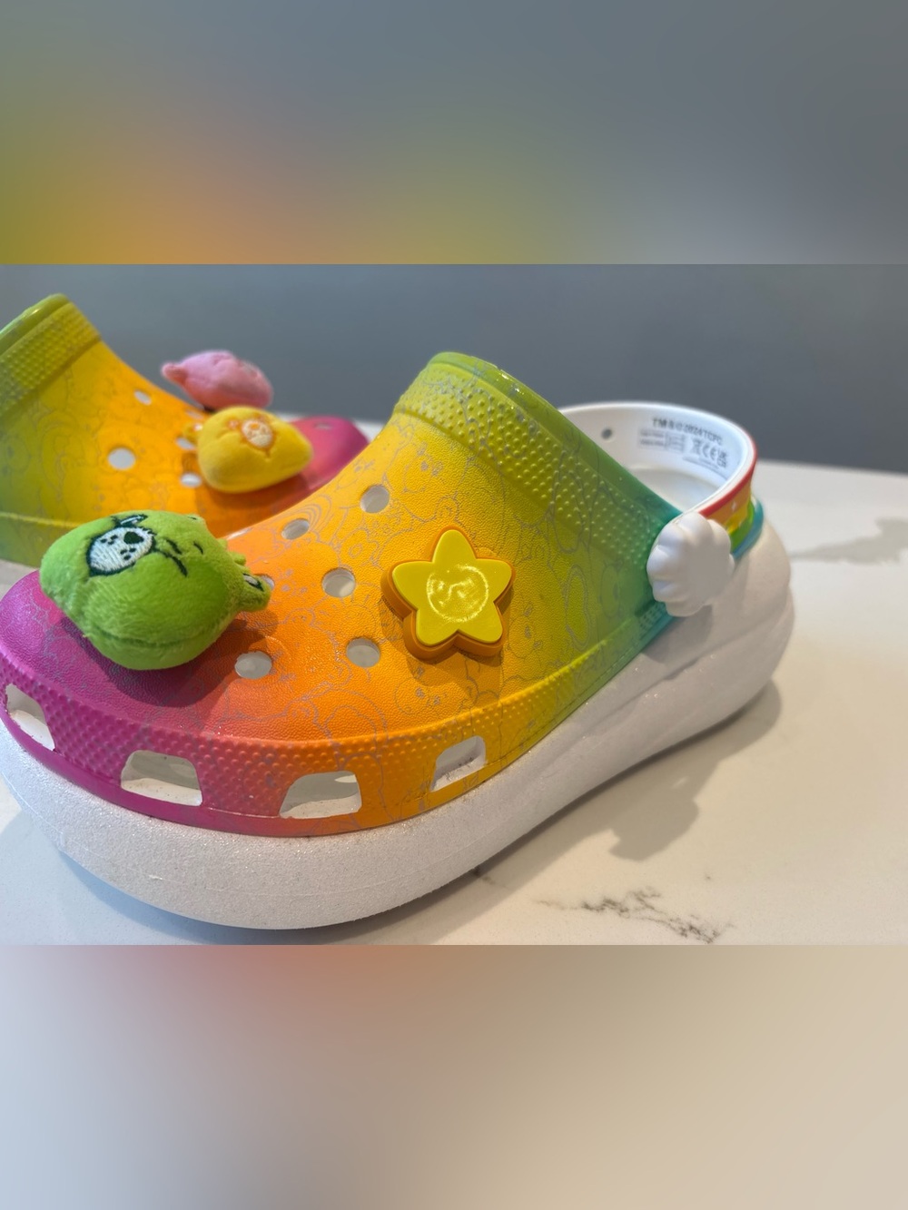 Care Bears X Crocs Crush Rainbow Platform Clog - Women’s 8 / Men’s 6. - Picture 2 of 12